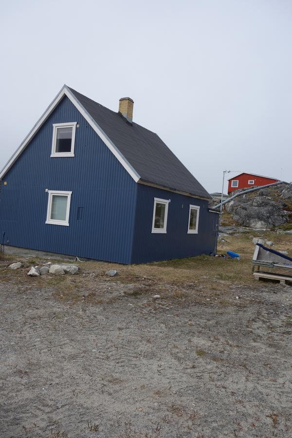 Vandrehuset 4 Nuuk Exterior photo